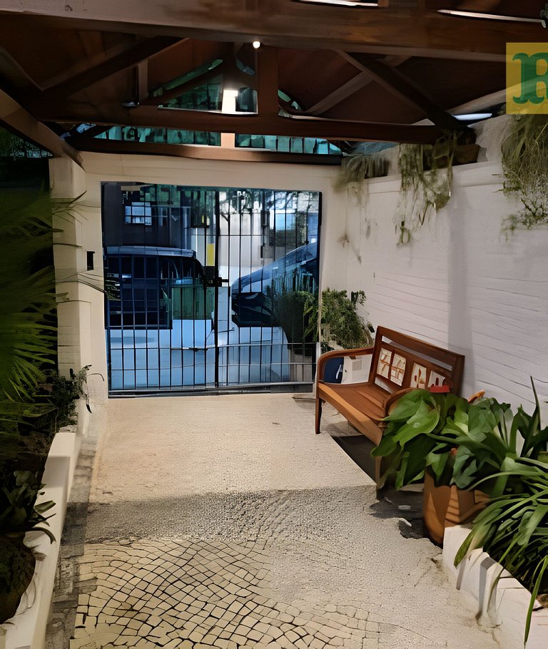 Apartamento tipo casa com piscina privativa