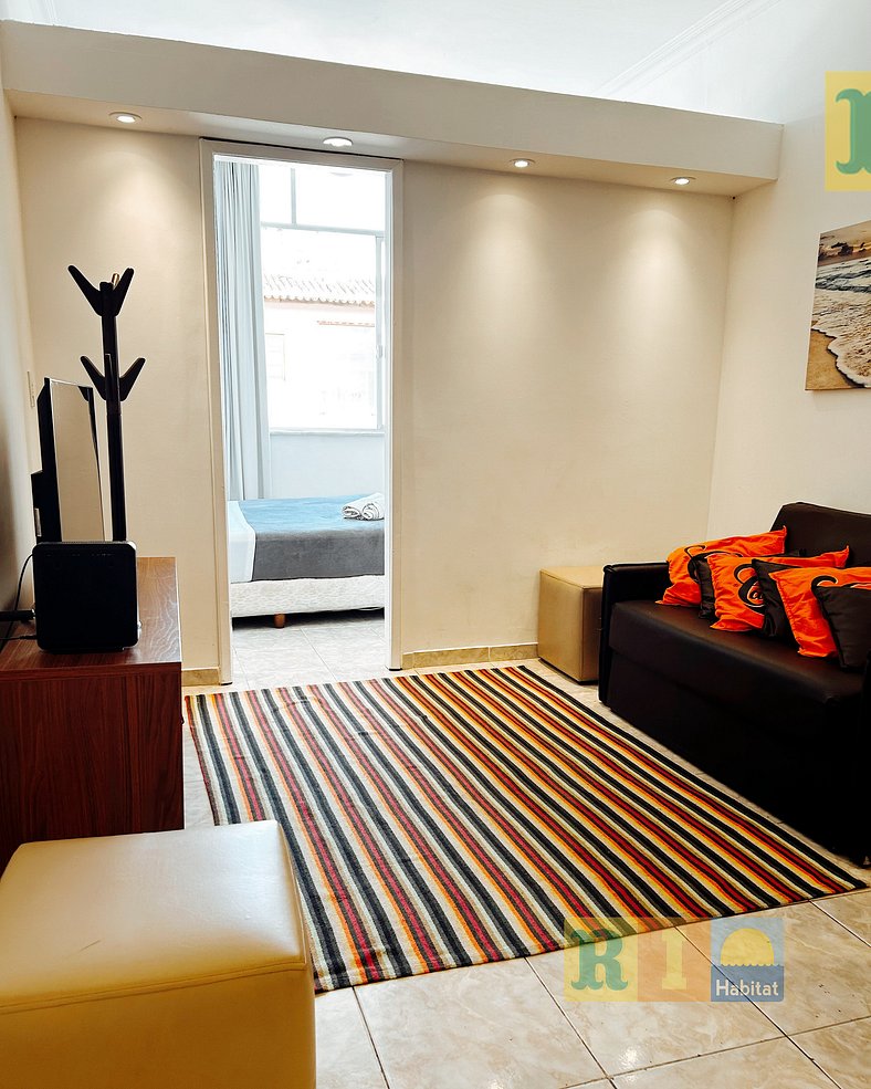 Apartment 1210 with Sea View - Copacabana Posto 5