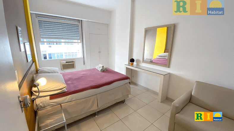 Apartment Almirante 702 - 1 Minute from Copacabana Beach